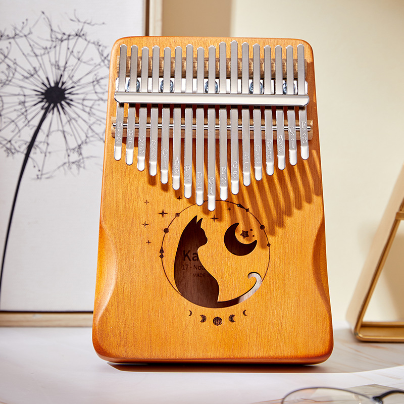 A Musical Instrument With Keys - 17 مفتاح كاليمبا متدرج اللون تصميم